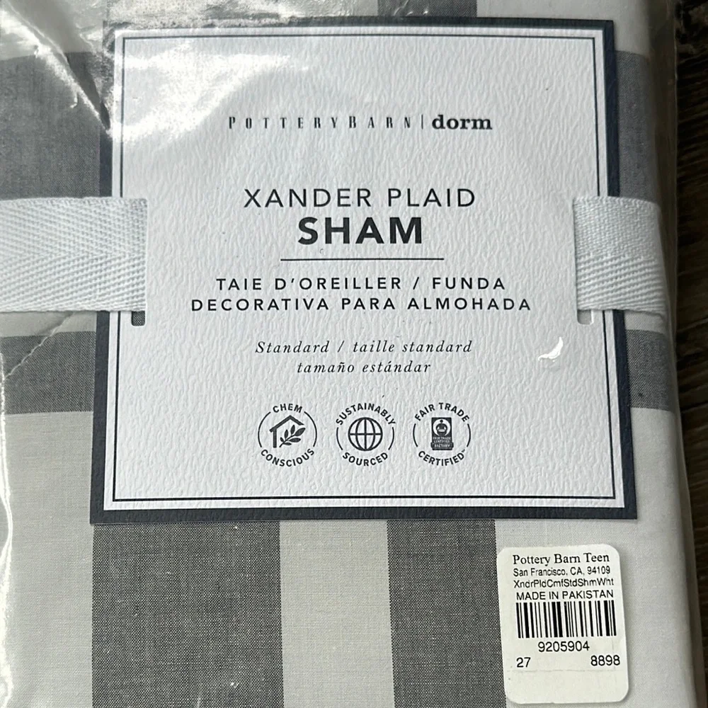 POTTERY BARN Dorm Xander 2 Plaid Shams NWT